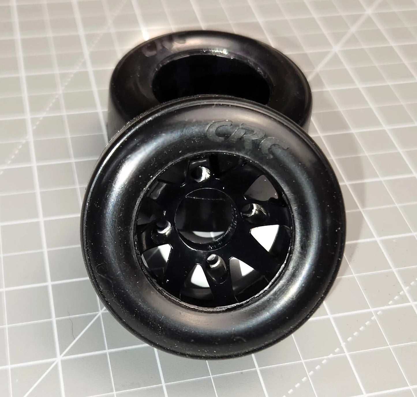 CRC 23121- Rear GT-R Rubber Tire pr.