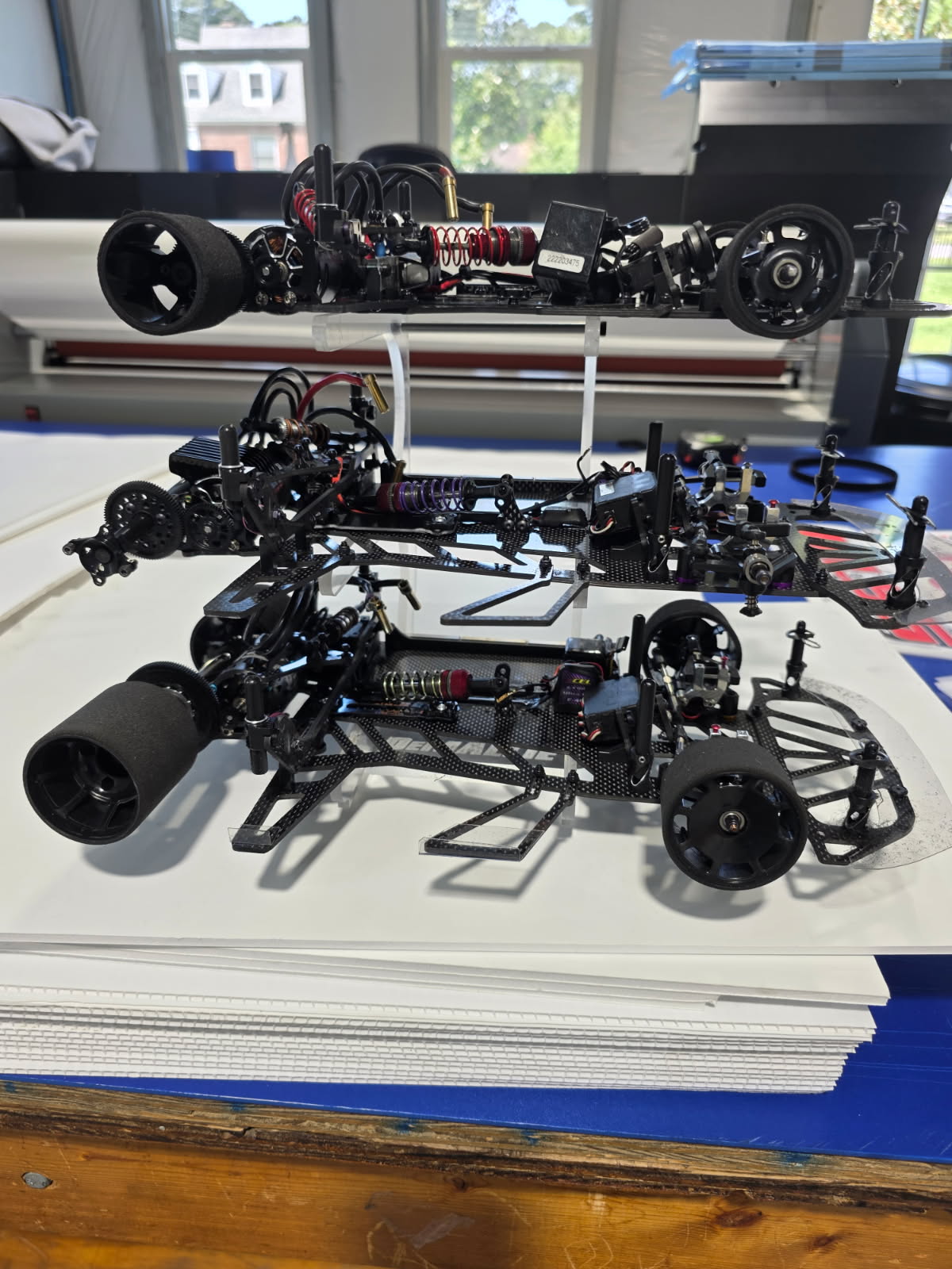 3 Pan Car Acrylic Car Stand