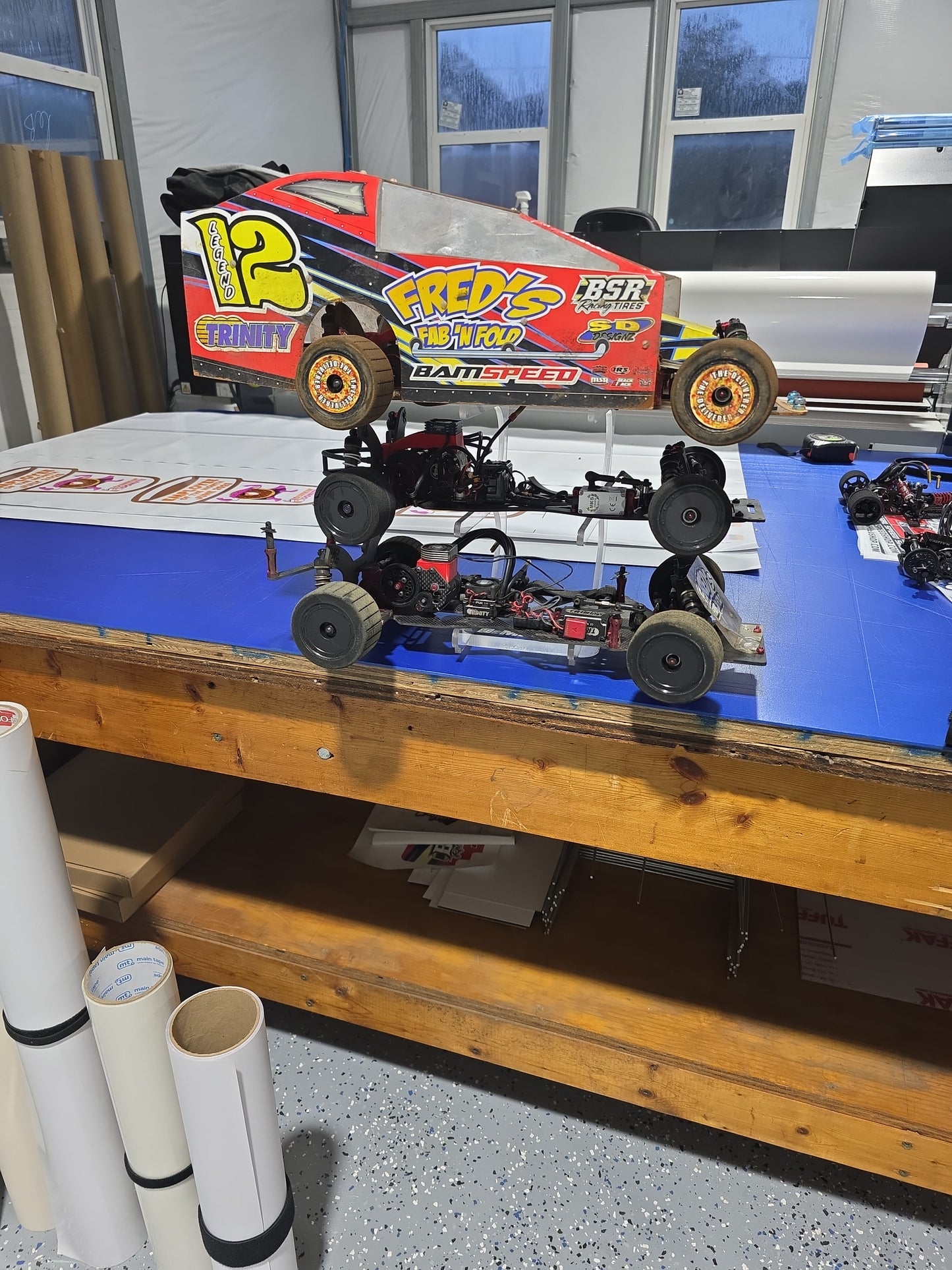 3 Pan Car Acrylic Car Stand